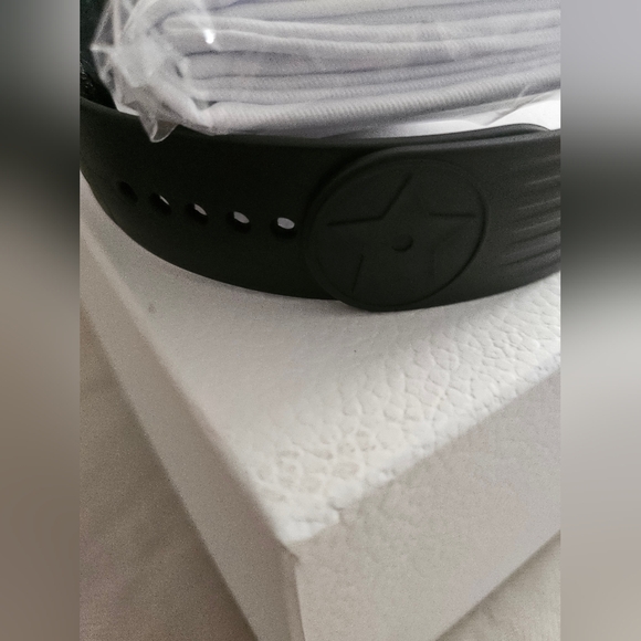 Christian Dior visor - Picture 2 of 5